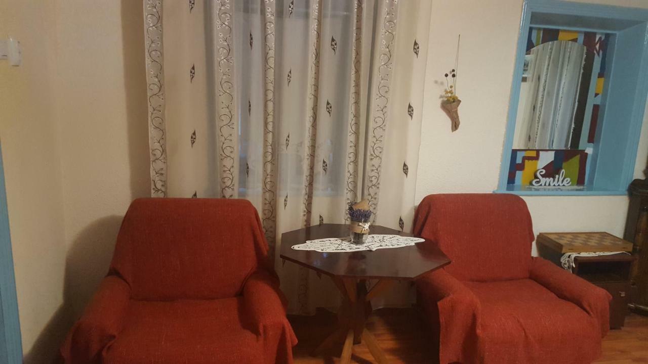 فيلا Casa Bunicilor Granny'S House جوريلوفكا المظهر الخارجي الصورة